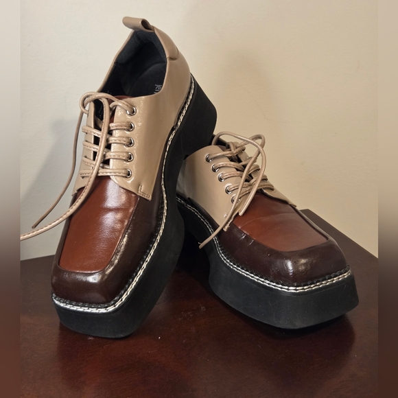 Jeffrey Campbell Tan and Brown Burgundy  Platform Shoes, Size 7.5 - Picture 3 of 14